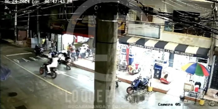 Video: Alias "Tostao" fue asesinado en Floridablanca, cámaras grabaron el momento del sicariato.