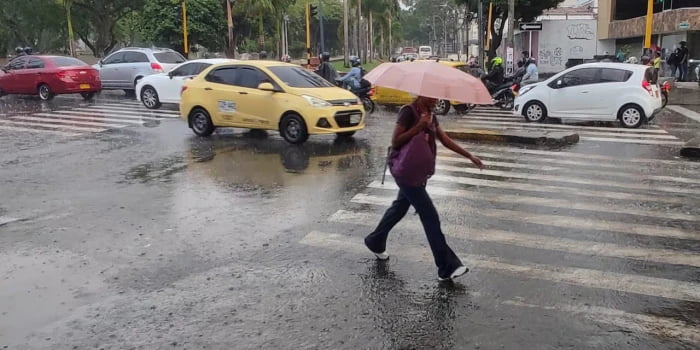 Después de mucho tiempo de sequía vuelve a llover en Cali