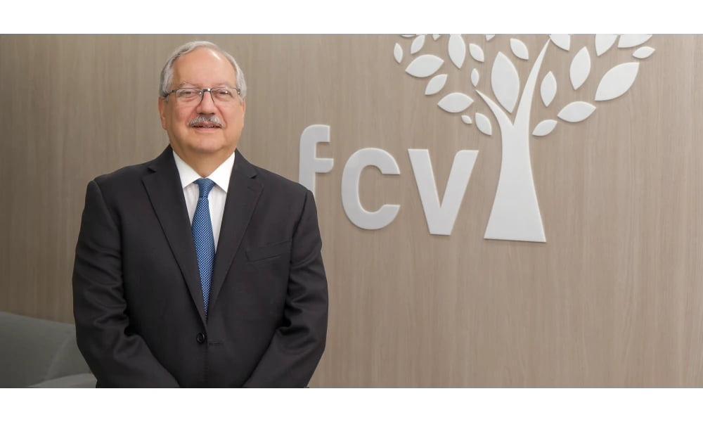 Víctor Raúl Castillo Mantilla, presidente de la FCV, entre los mejores directores médicos del mundo