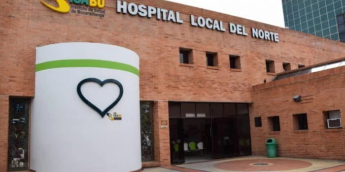 Jóvenes ingresan al Hospital Local del Norte tras ser heridos con arma de fuego