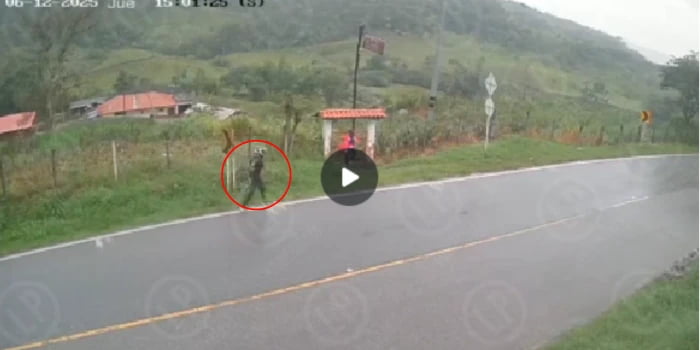 Video: Mujer embarazada fue golpeada y asaltada en vía nacional de Santander