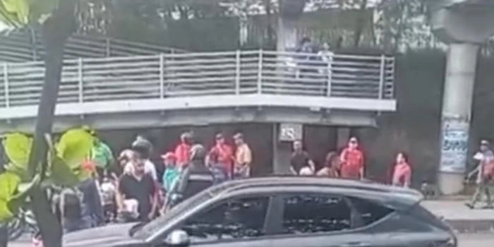 Hombre de la tercera edad murió arrollado por motociclista en Centroabastos