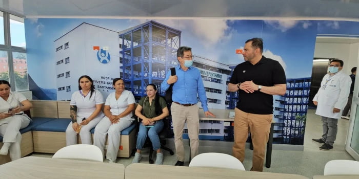 Viceministro de Salud visitó el Hospital Universitario de Santander y anunció importantes avances para la región