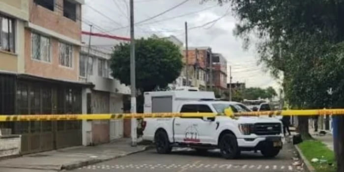 Un ladrón muerto y otro capturado dejó el atraco de una camioneta