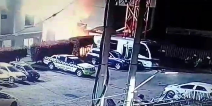 Video: 5 muertos dejó incendió por motín en estación de Policía