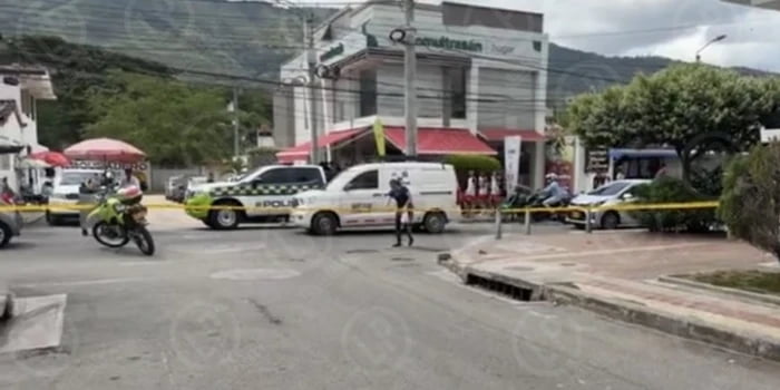 Violento atraco en Girón: comerciante perdió $74 millones tras salir del banco