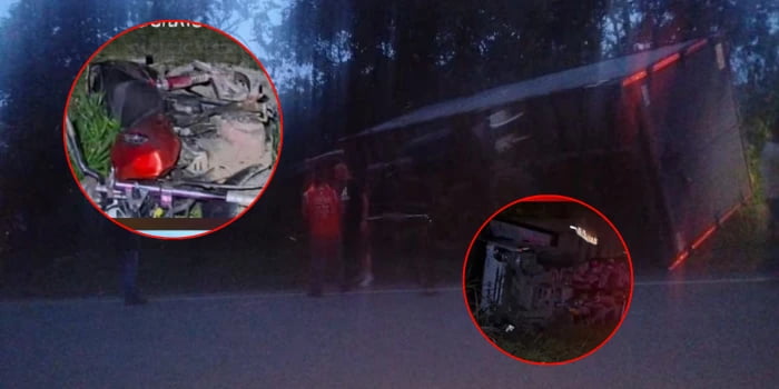 Motociclista murió tras chocar con camión. El vehículo de carga se volcó