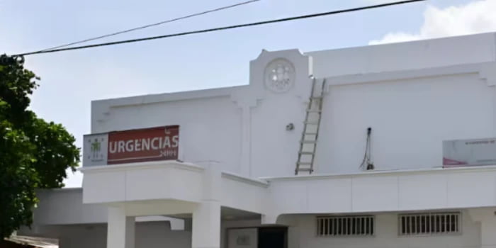 Joven fue atacada a puñaladas por expareja mientras veía un partido de fútbol