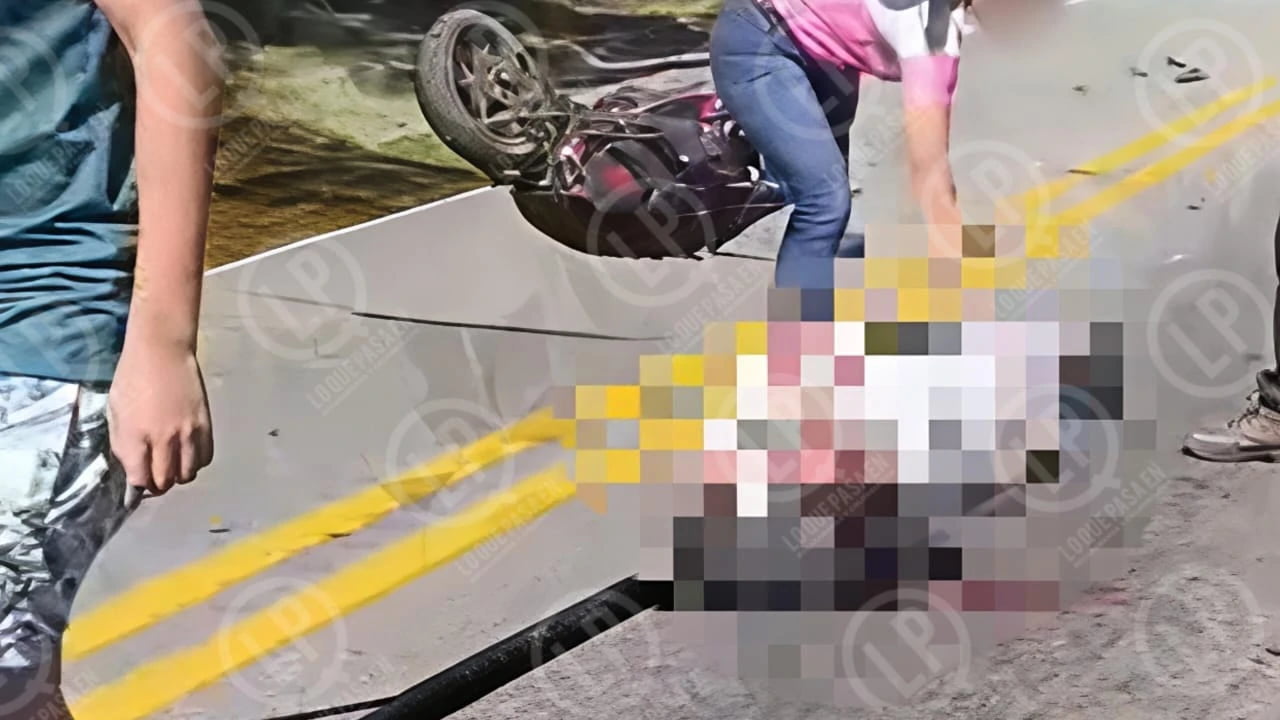 Motociclista falleció tras colisión con buseta en la vía San Gil-Bucaramanga.