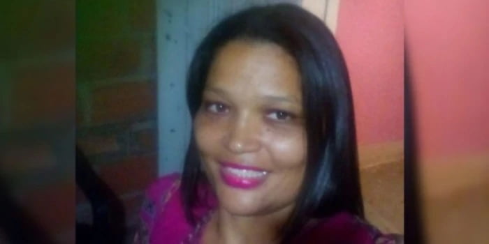 Mujer fue hallada sin vida dentro de su vivienda, tenía una herida en el cuello