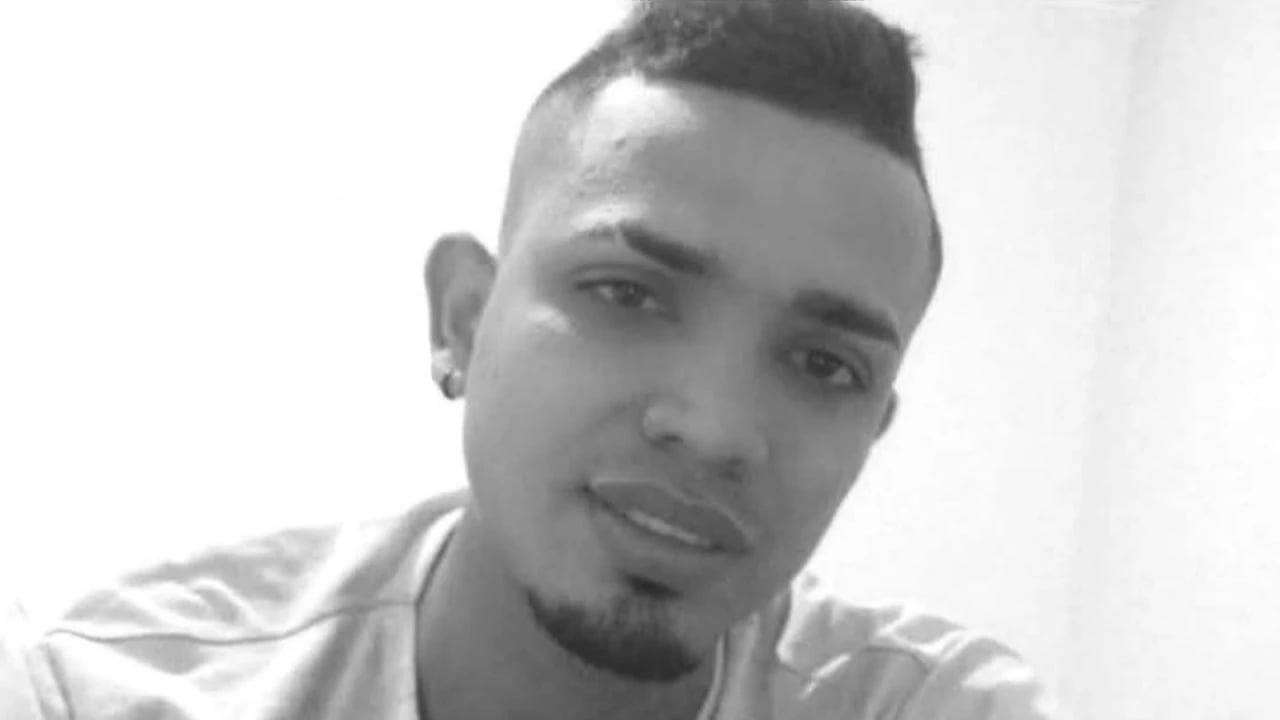 Santandereano fue hallado muerto dentro de su camión en Medellín