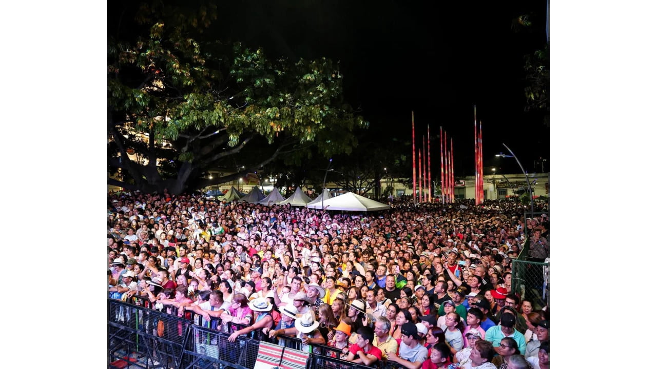 Heredero cerró con broche de oro la Gran Final del Festival de Música Campesina