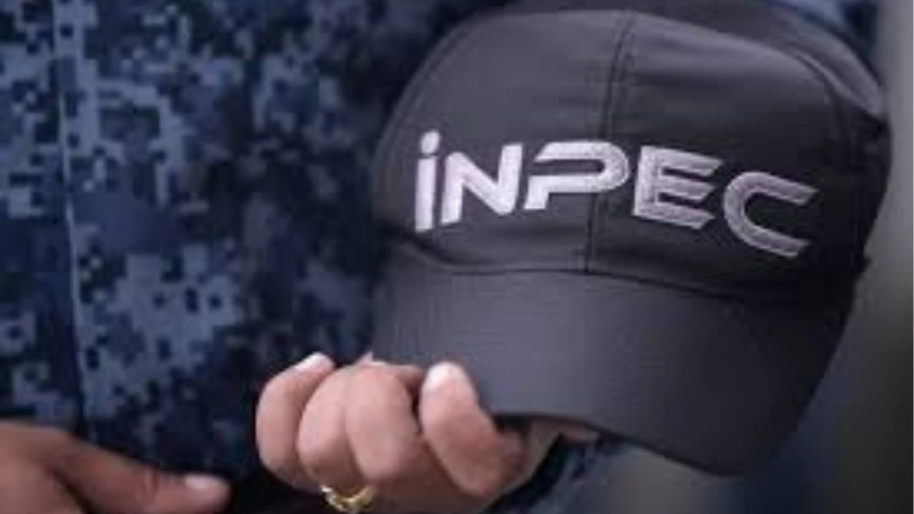 Funcionaria del Inpec vinculada con banda criminal en Santander Fue capturada