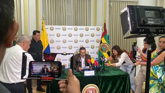 Gobernador de Santander anuncia la derogatoria de la Tasa de Seguridad Multidimensional